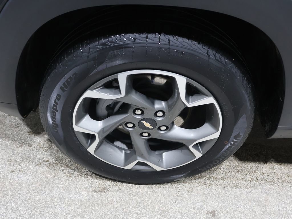 Used 2024 Chevrolet Trax LT w/ Driver Confidence Package FWD image 10