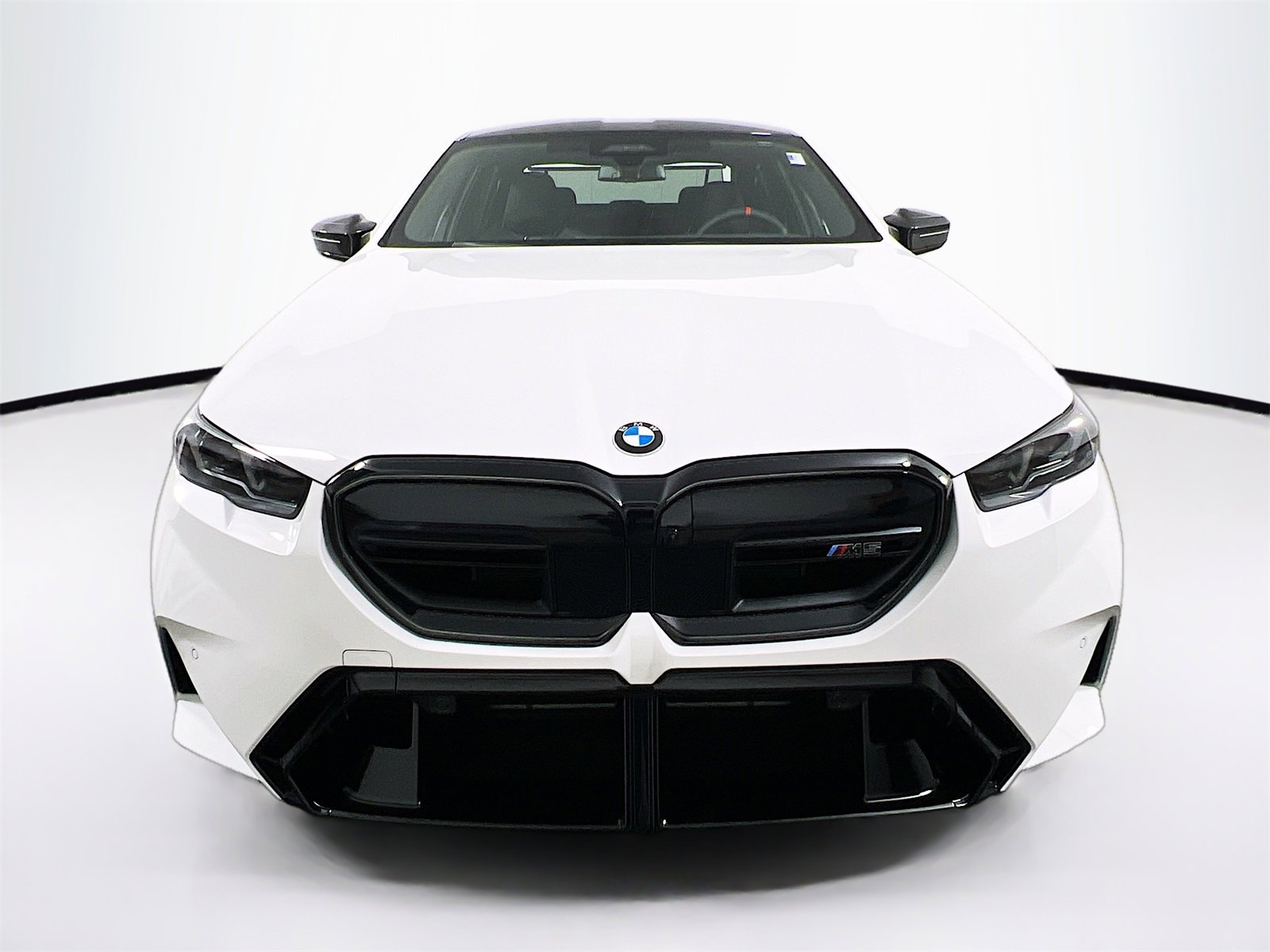 New 2026 BMW M5 w/ Carbon Package image 2