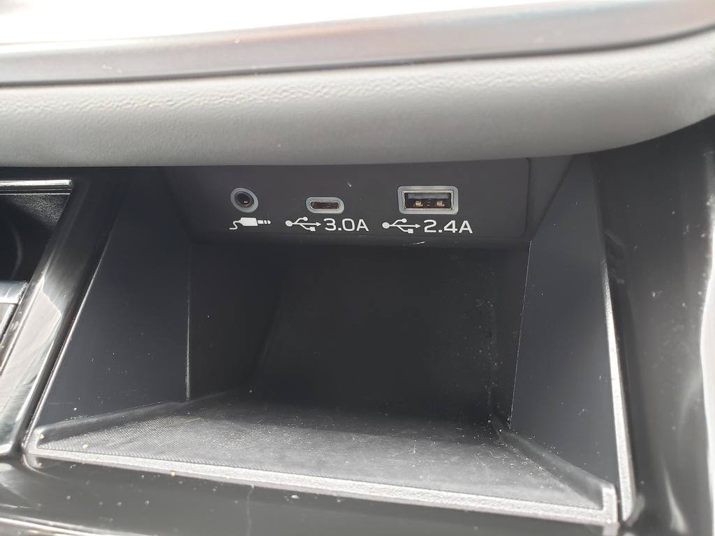 Used 2023 Subaru Outback Premium AWD/4WD image 19