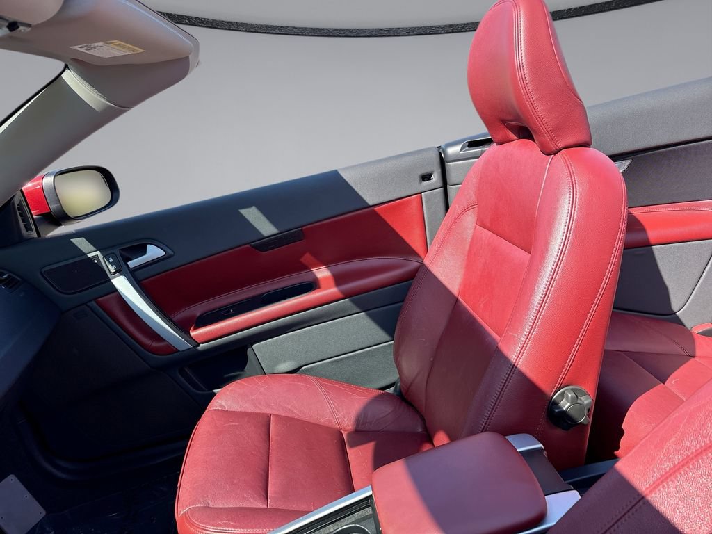 Used 2011 Volvo C70 T5 FWD image 25