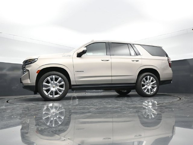 Used 2021 Chevrolet Tahoe High Country w/ Premium Package AWD/4WD image 63