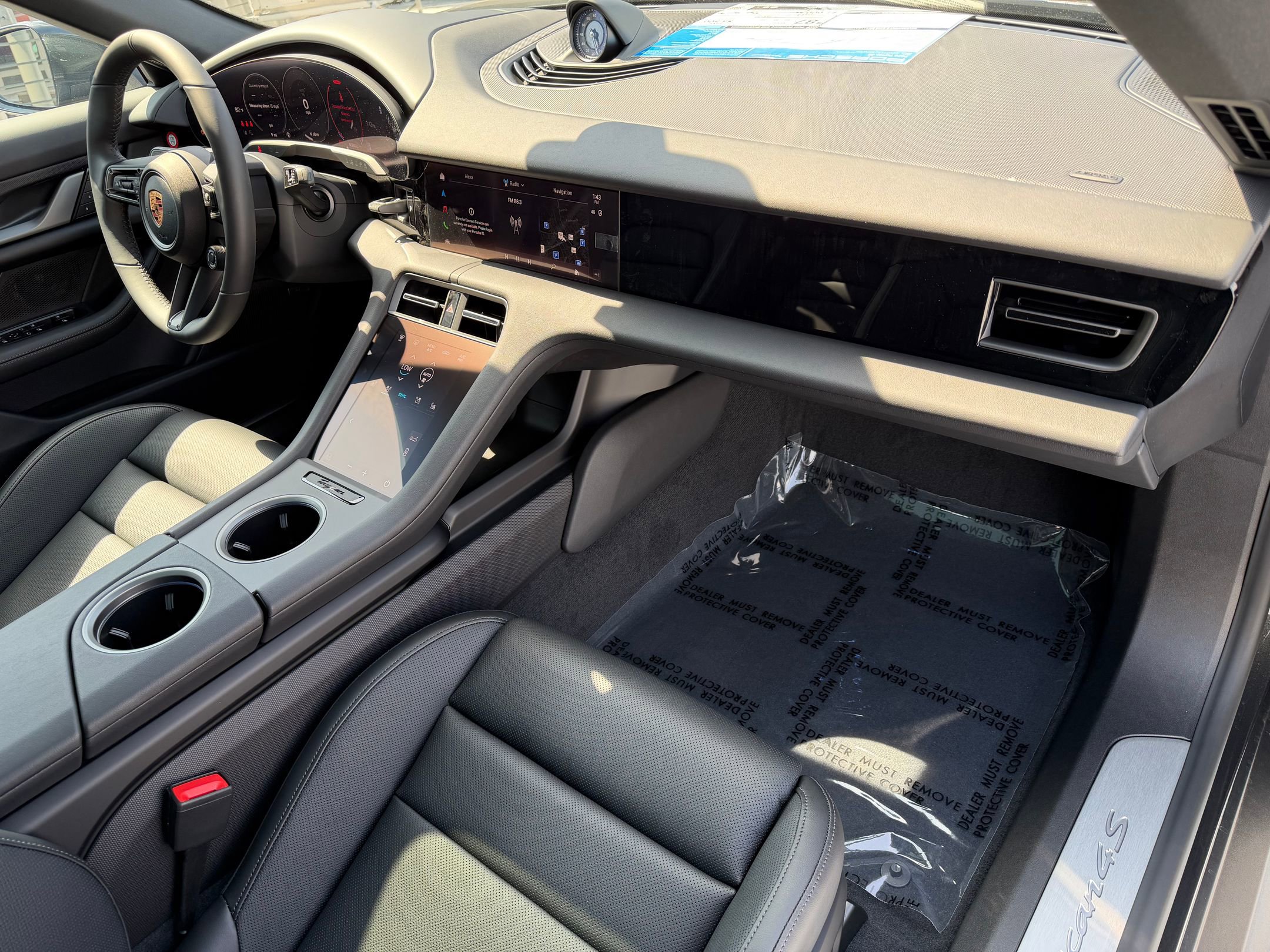 New 2026 Porsche Taycan 4S image 17