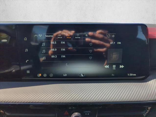 New 2026 Nissan Kicks SR image 11
