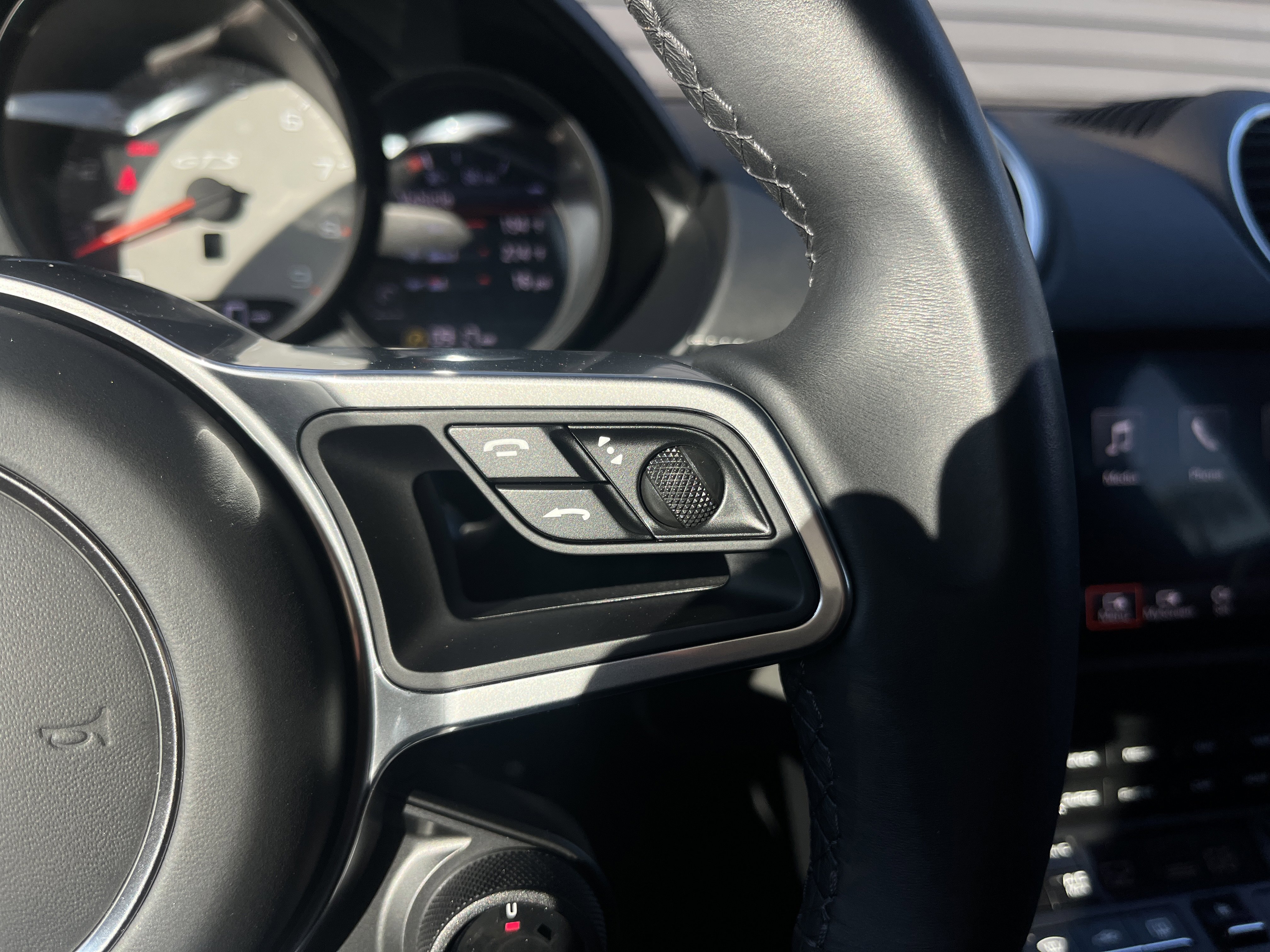 Used 2025 Porsche 718 Boxster GTS image 43