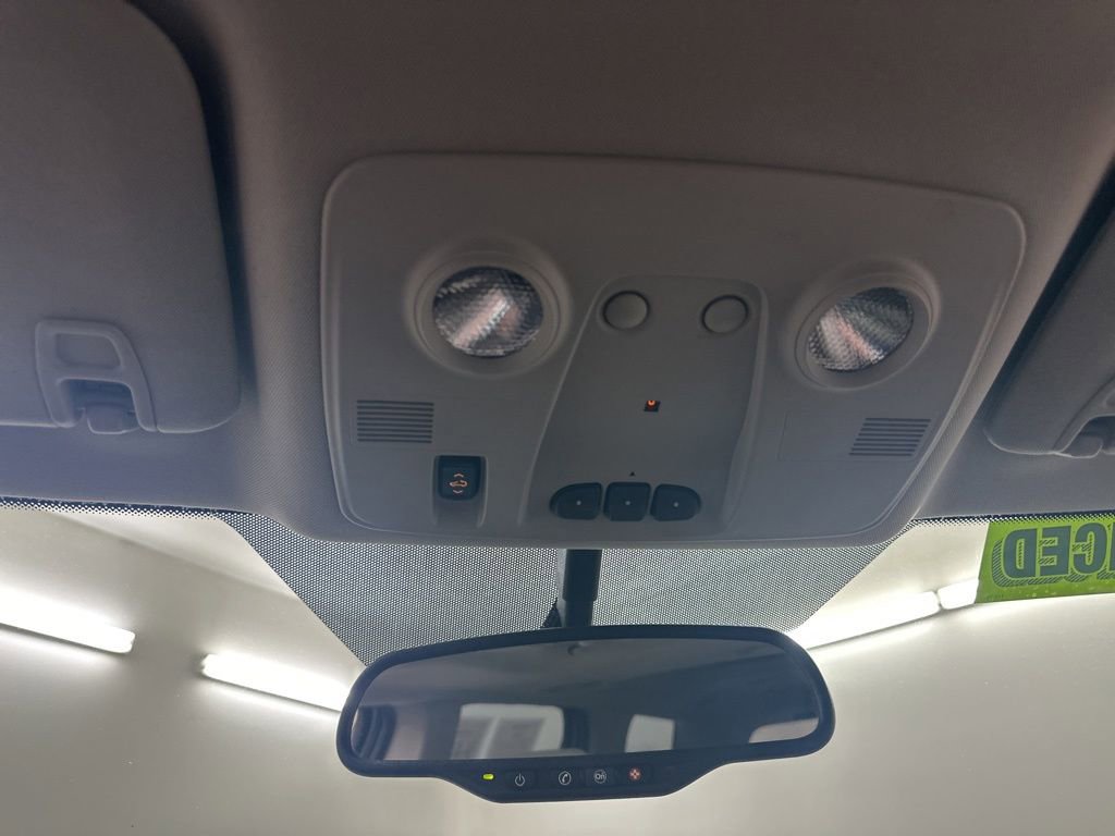 Used 2012 GMC Acadia Denali image 47