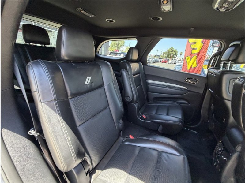 Used 2020 Dodge Durango R/T w/ Blacktop Package RWD image 31