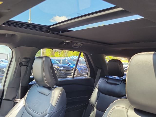 Used 2021 Ford Explorer ST w/ Equipment Group 401A AWD/4WD image 11