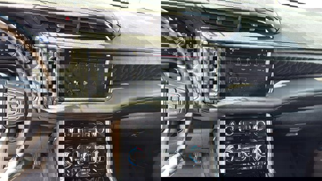 Used 2024 GMC Yukon Denali image 22