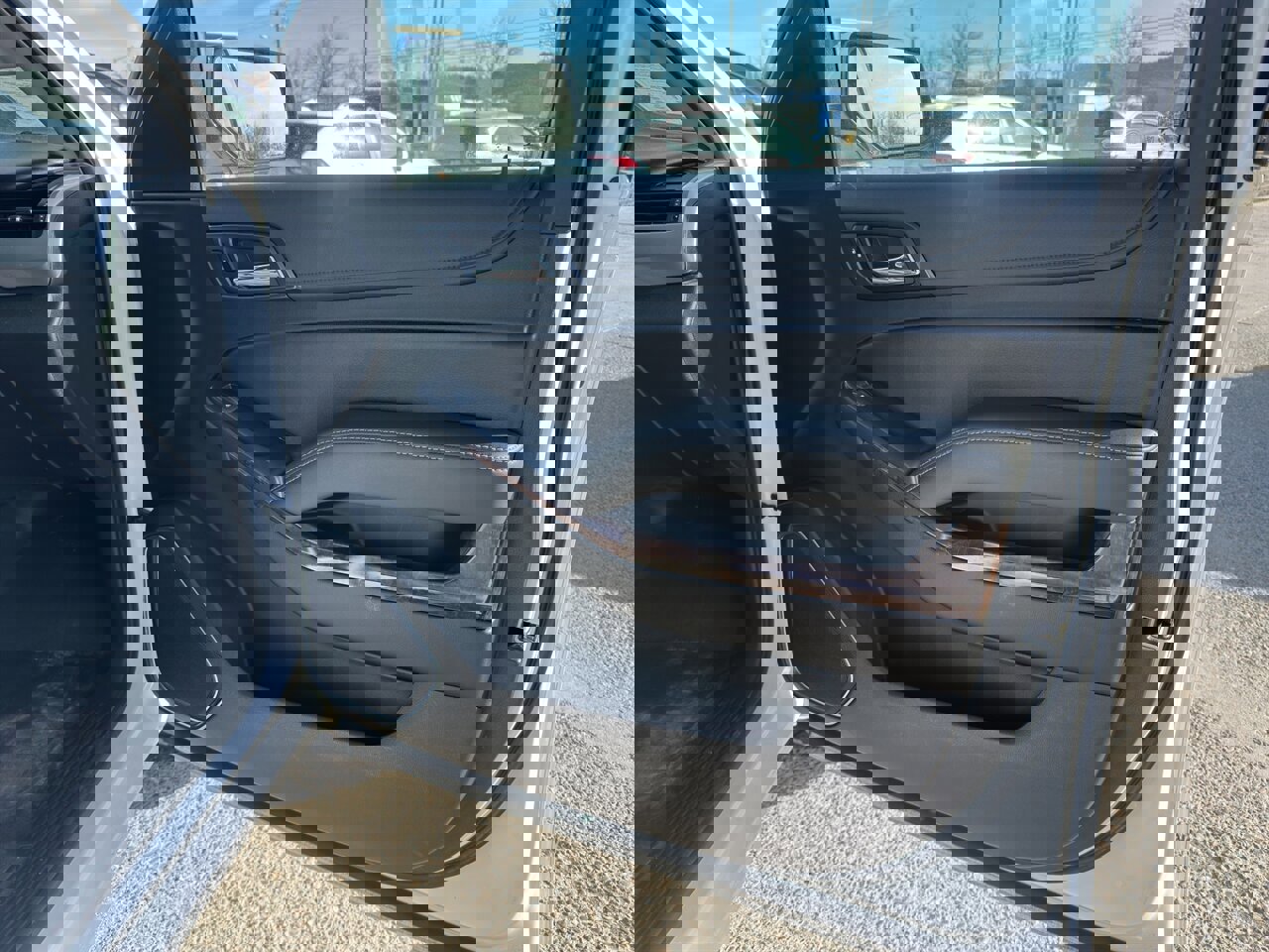 Used 2019 Chevrolet Tahoe 4WD image 10