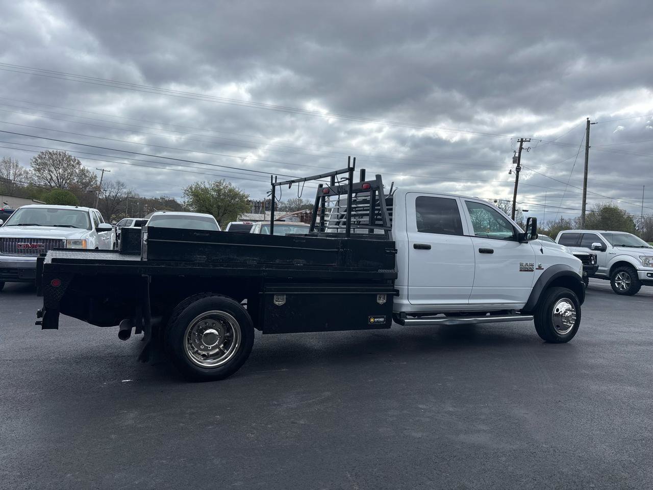 Used 2018 RAM 5500 Tradesman w/ Ambulance Prep Group RWD image 7