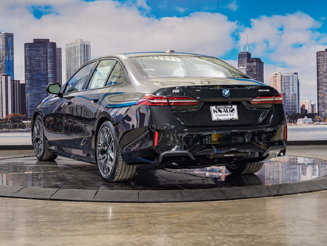 New 2027 BMW i5 xDrive40 w/ M Sport Package AWD/4WD image 9