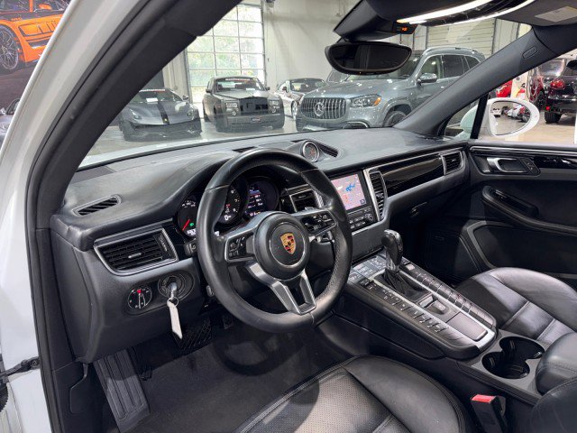 Used 2018 Porsche Macan GTS image 49