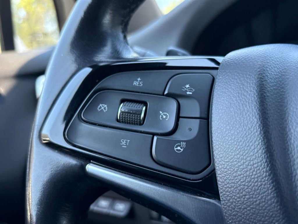 Used 2022 Buick Enclave Premium image 18