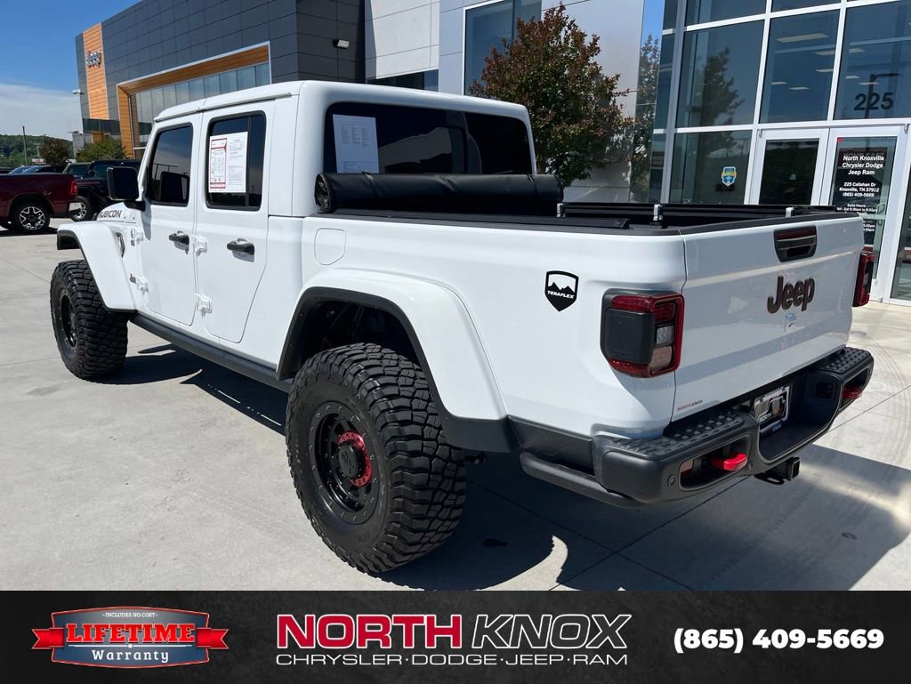 Used 2024 Jeep Gladiator Rubicon AWD/4WD image 19