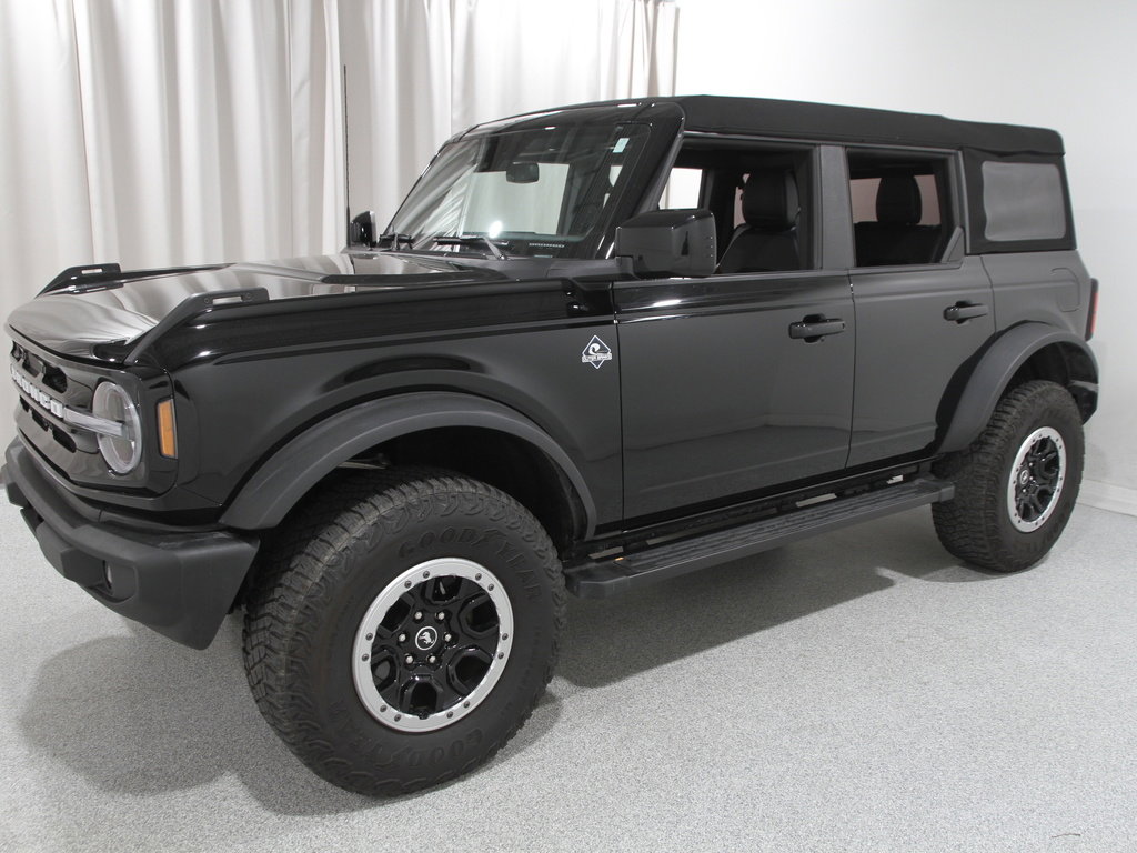 Certified 2024 Ford Bronco Outer Banks w/ Sasquatch Package image 3