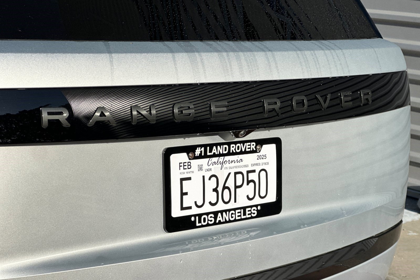 Used 2025 Land Rover Range Rover SE image 14