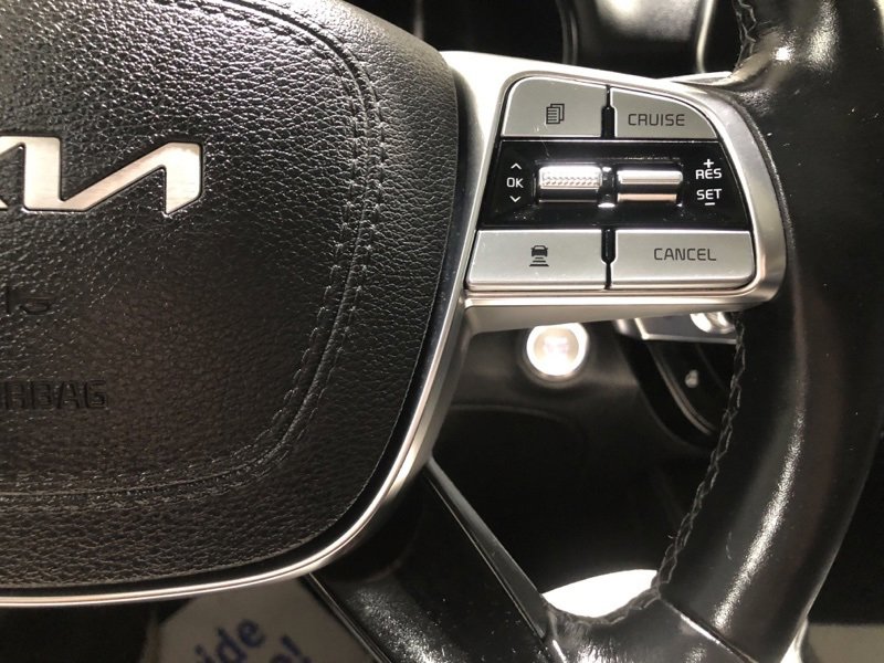 Used 2022 Kia Telluride SX w/ SX Prestige Package image 25