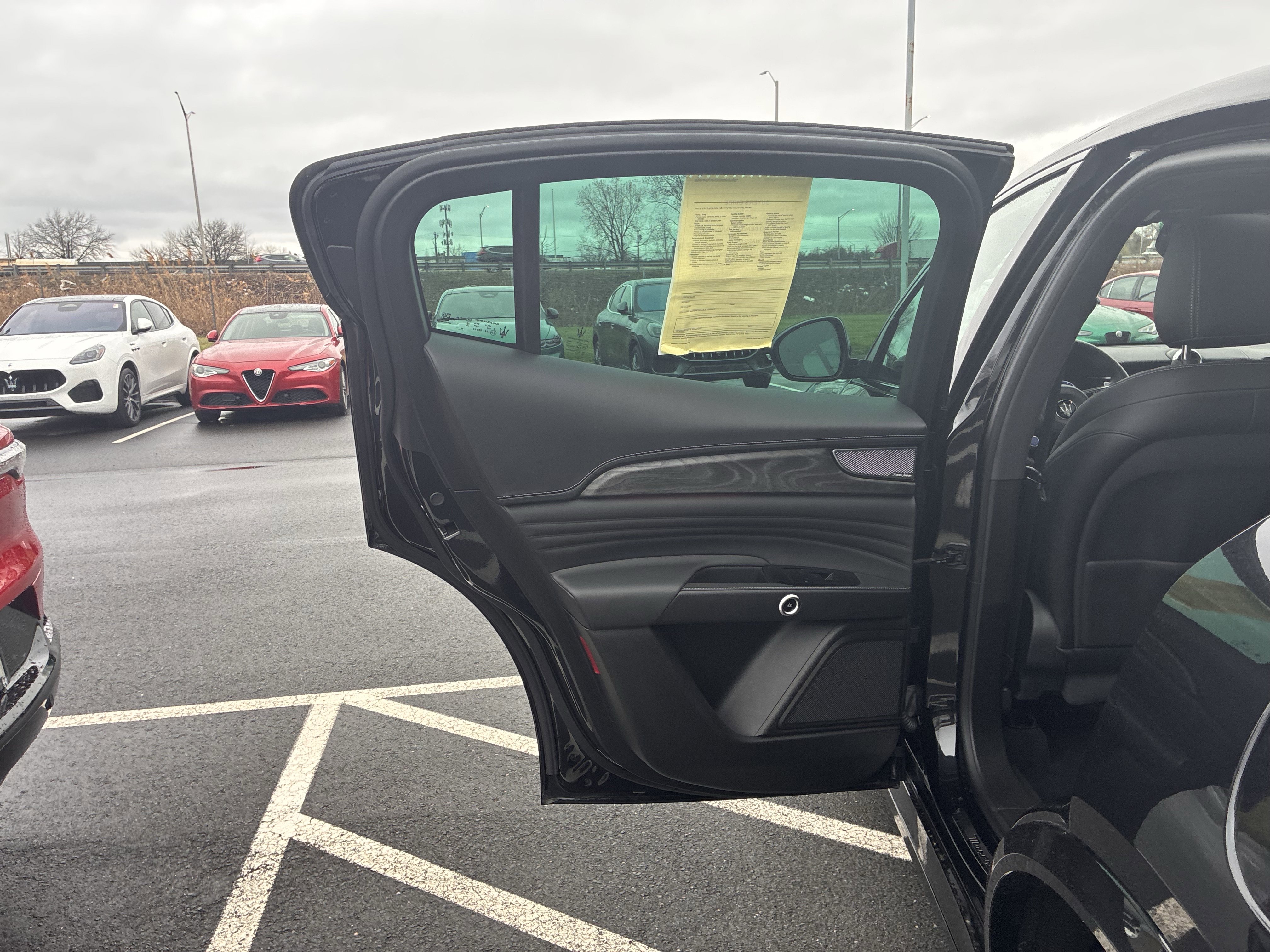 Used 2025 Maserati Grecale Modena image 30