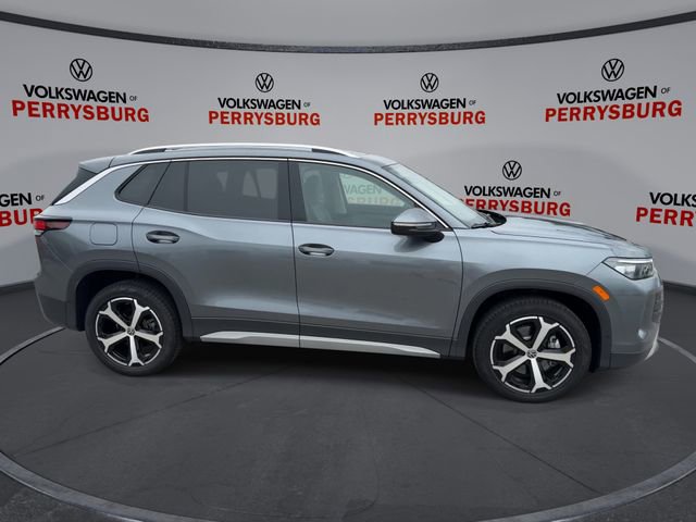 Certified 2025 Volkswagen Tiguan SE AWD/4WD image 9