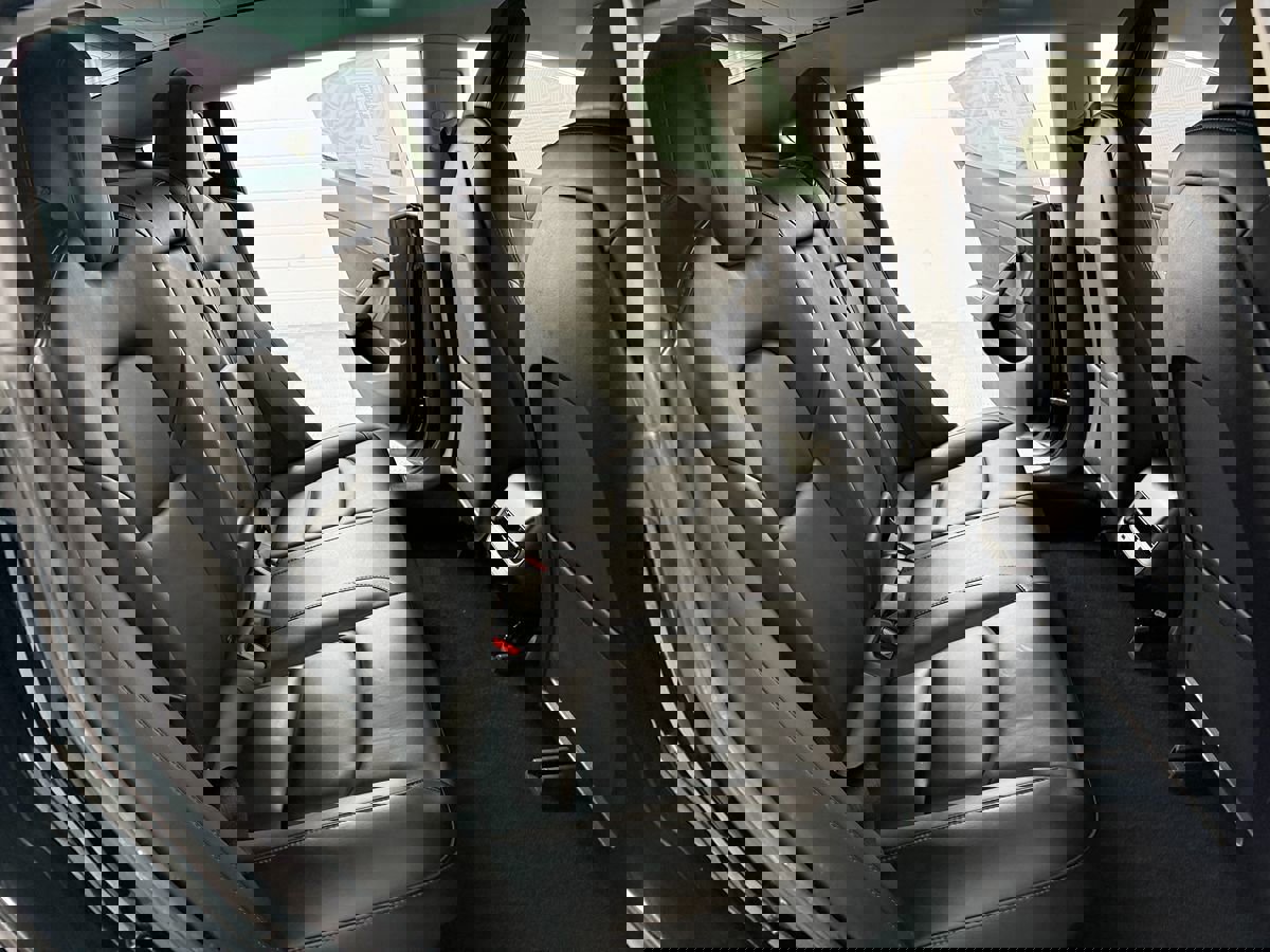 Used 2019 Tesla Model 3 Standard Range image 13