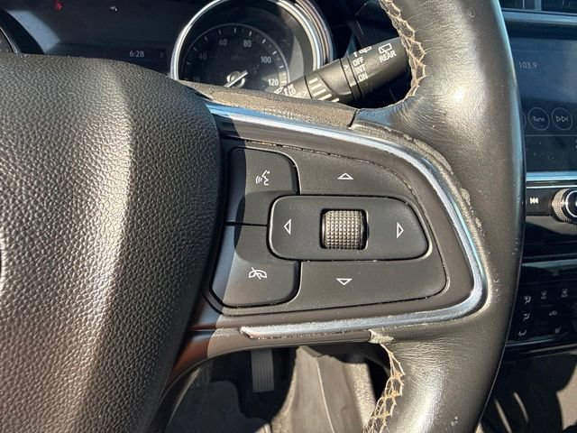 Used 2021 Buick Encore GX Preferred w/ Sport Touring Package FWD image 20