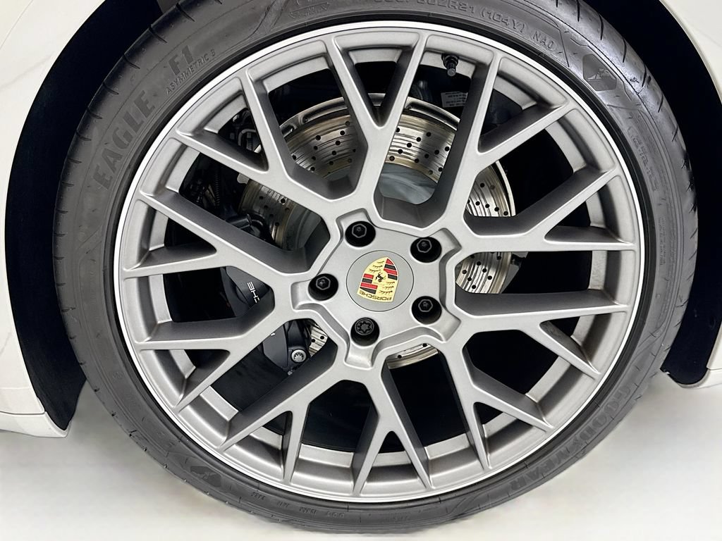 Certified 2026 Porsche 911 Carrera RWD image 29