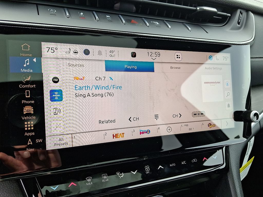 New 2026 Jeep Grand Cherokee Altitude AWD/4WD image 14