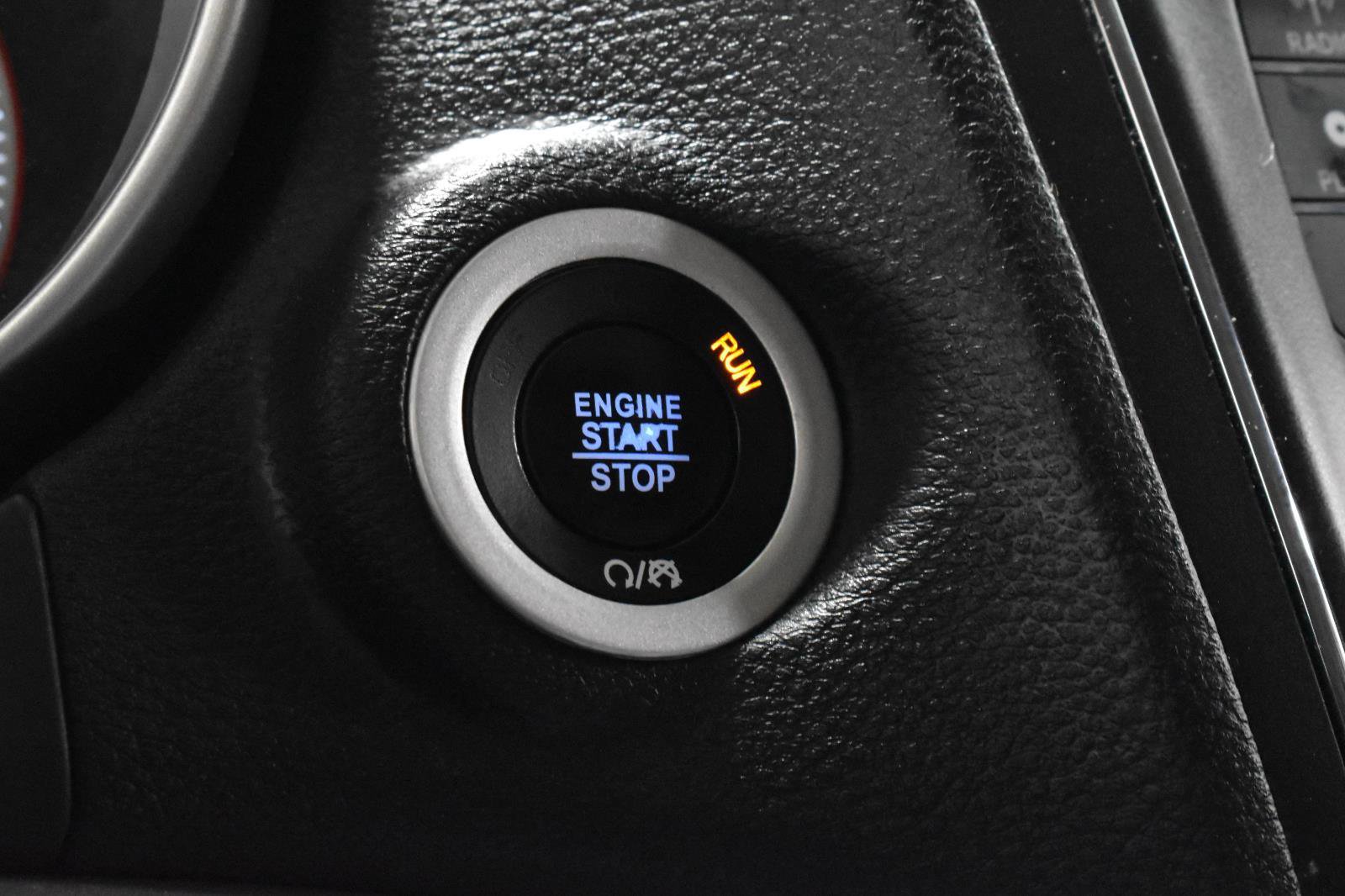 Used 2018 Dodge Journey SE w/ Popular Equipment Group image 13