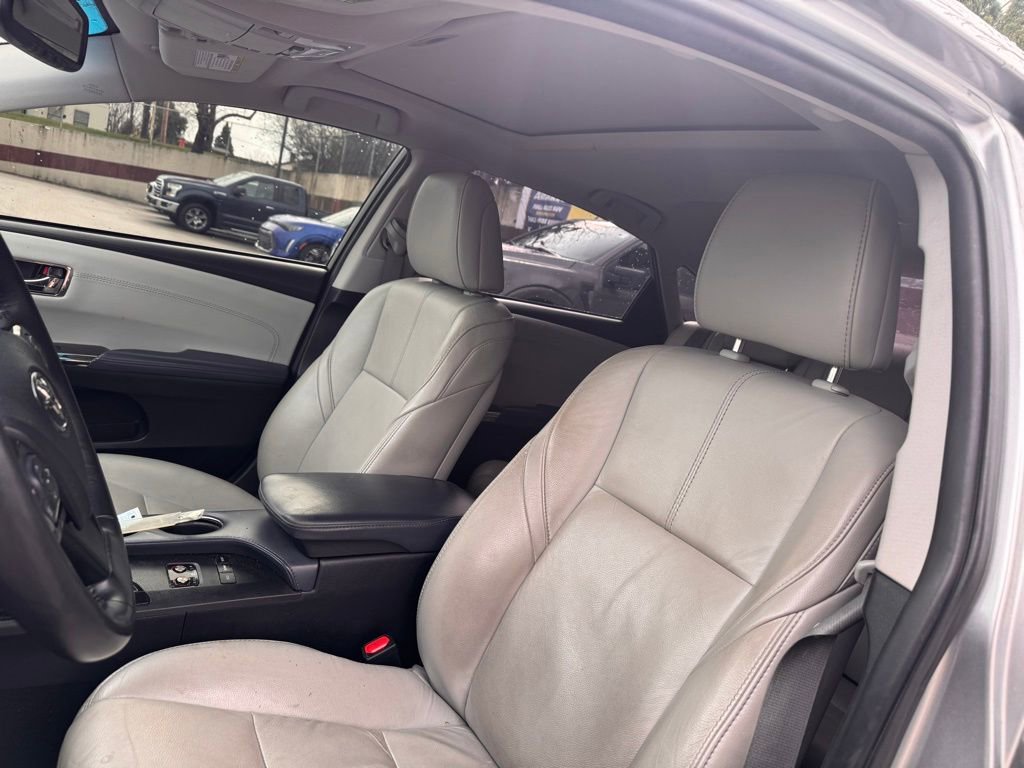 Used 2015 Toyota Avalon XLE Touring image 9