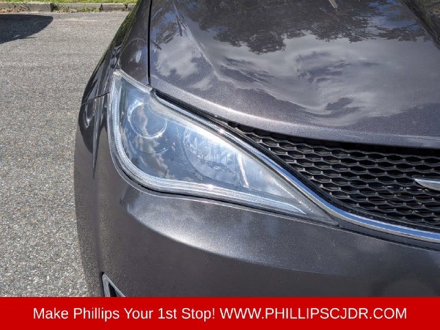 Certified 2019 Chrysler Pacifica Limited FWD image 9