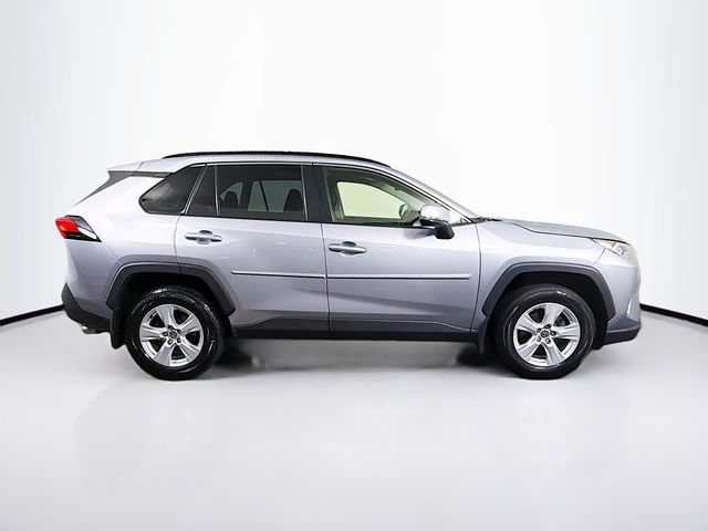 Used 2020 Toyota RAV4 XLE w/ Convenience Package AWD/4WD image 11