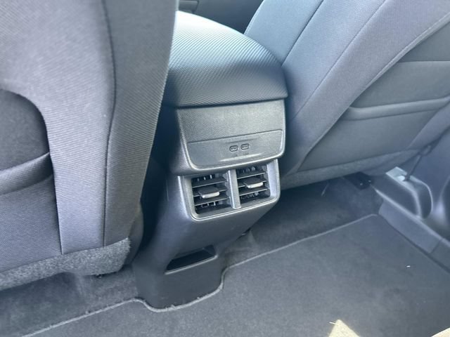 Used 2026 Chevrolet Equinox LT AWD/4WD image 18