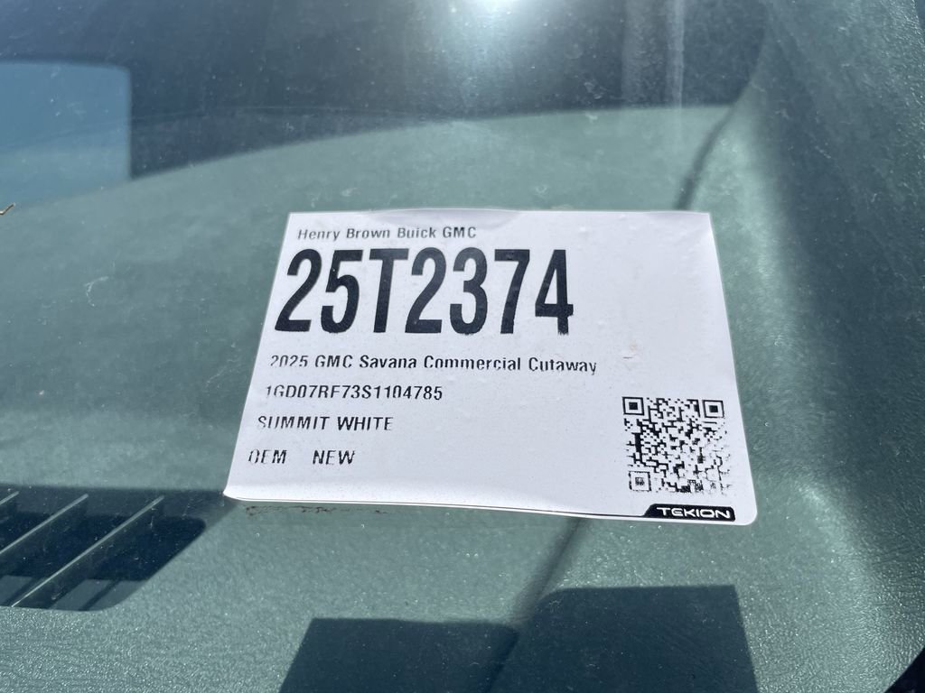 New 2025 GMC Savana 3500 Work Van w/ Power Convenience Package image 29