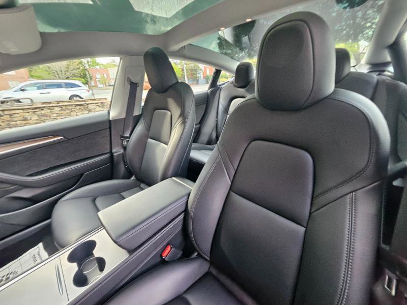 Used 2023 Tesla Model 3 Standard Range image 33