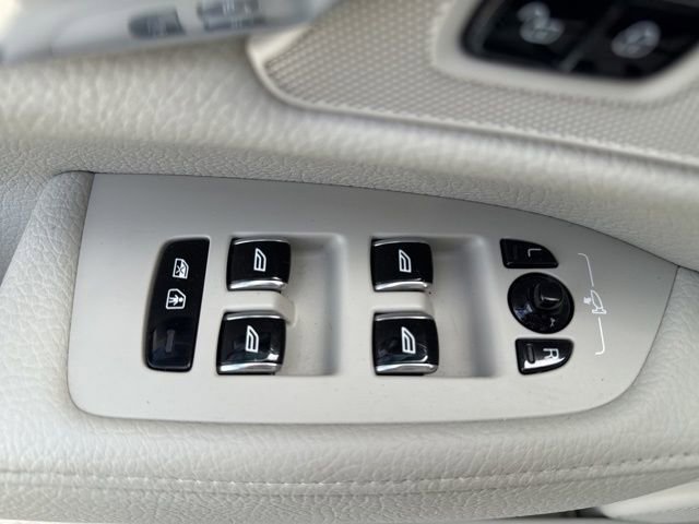 Used 2020 Volvo S90 T6 Momentum w/ Protection Package Premier image 15