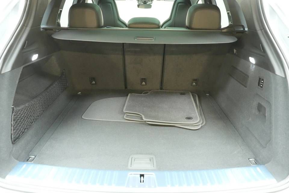 New 2026 Porsche Cayenne image 27