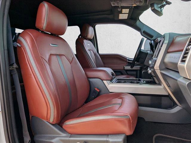 Used 2022 Ford F250 Platinum w/ FX4 Off-Road Package AWD/4WD image 18