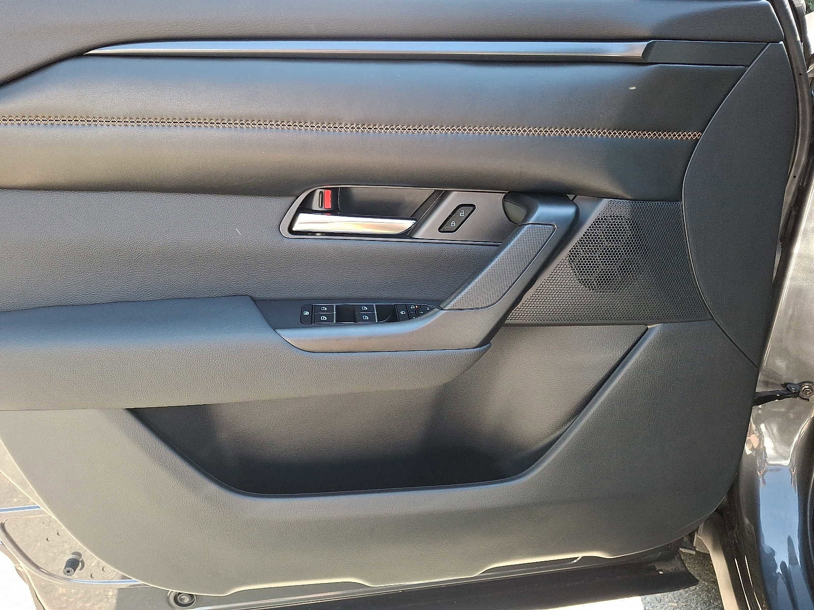 Certified 2025 MAZDA CX-50 AWD 2.5 S w/ Weather Package image 12