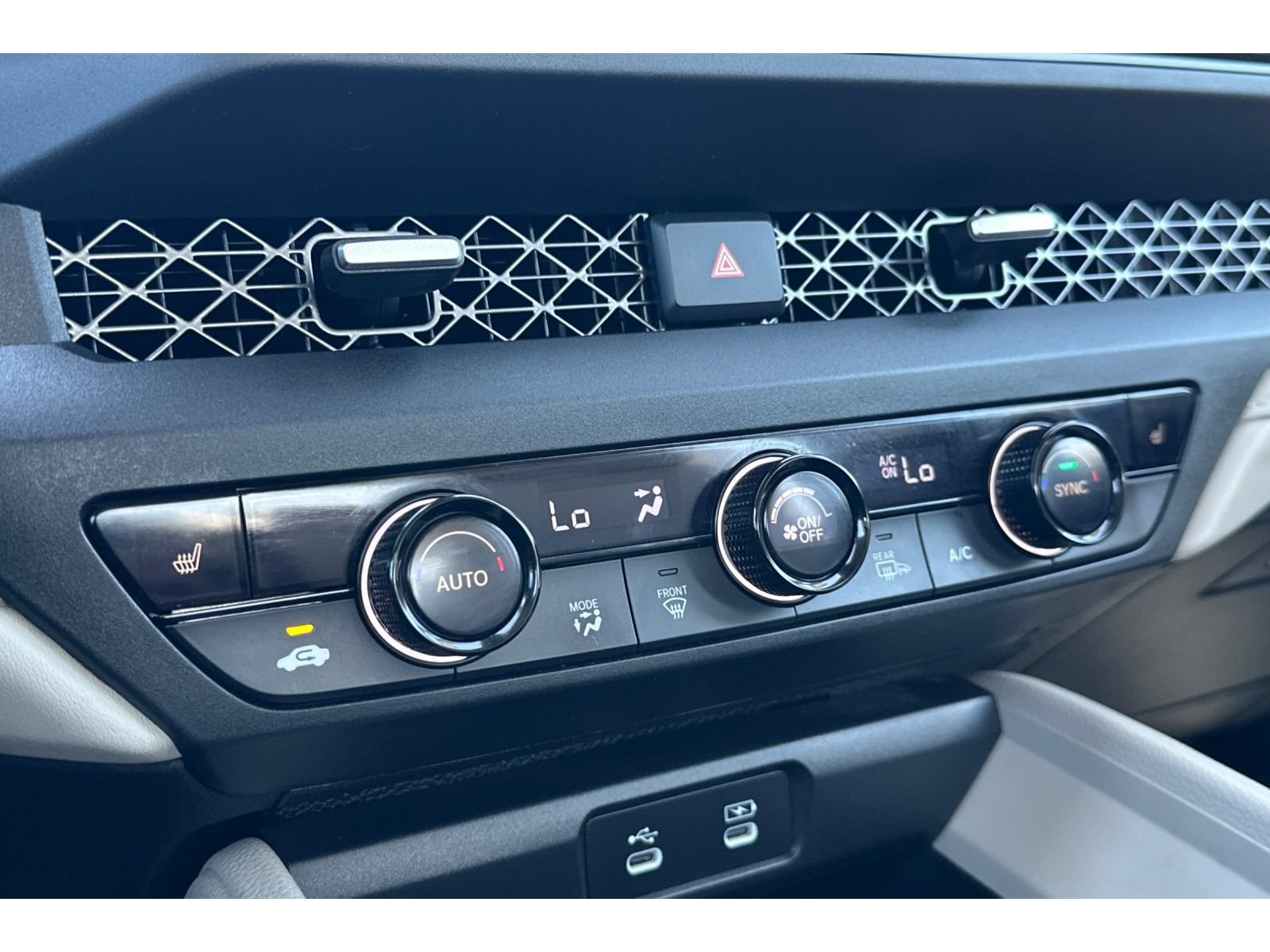 Used 2024 Honda Accord EX image 27