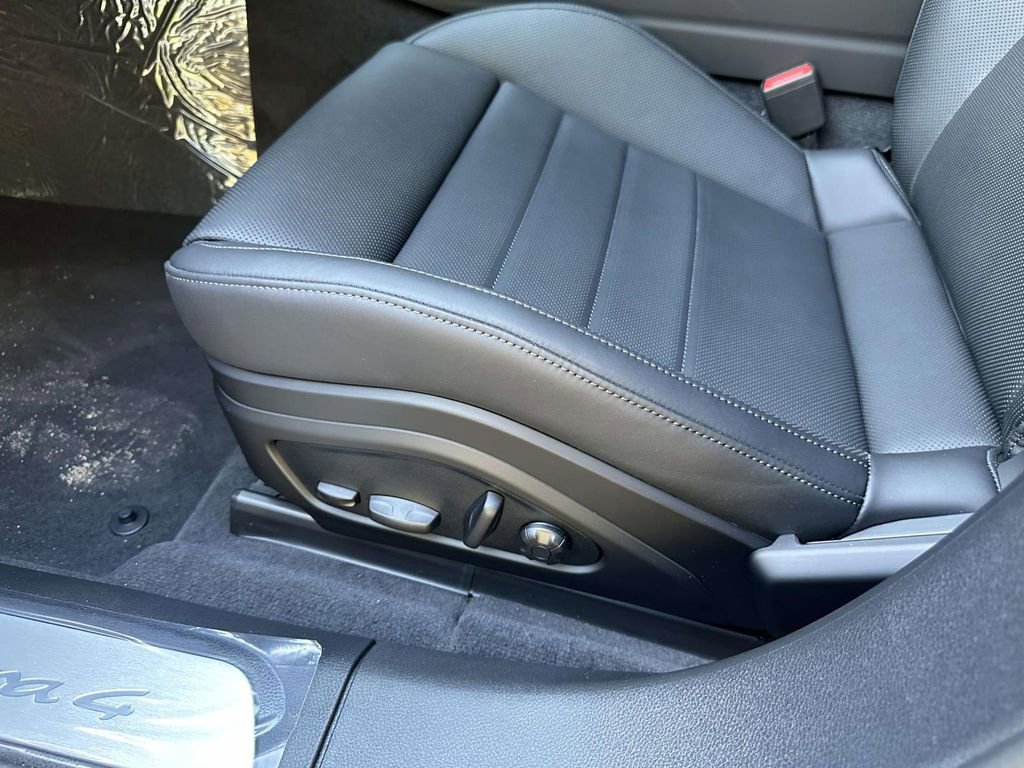 New 2025 Porsche Panamera image 17