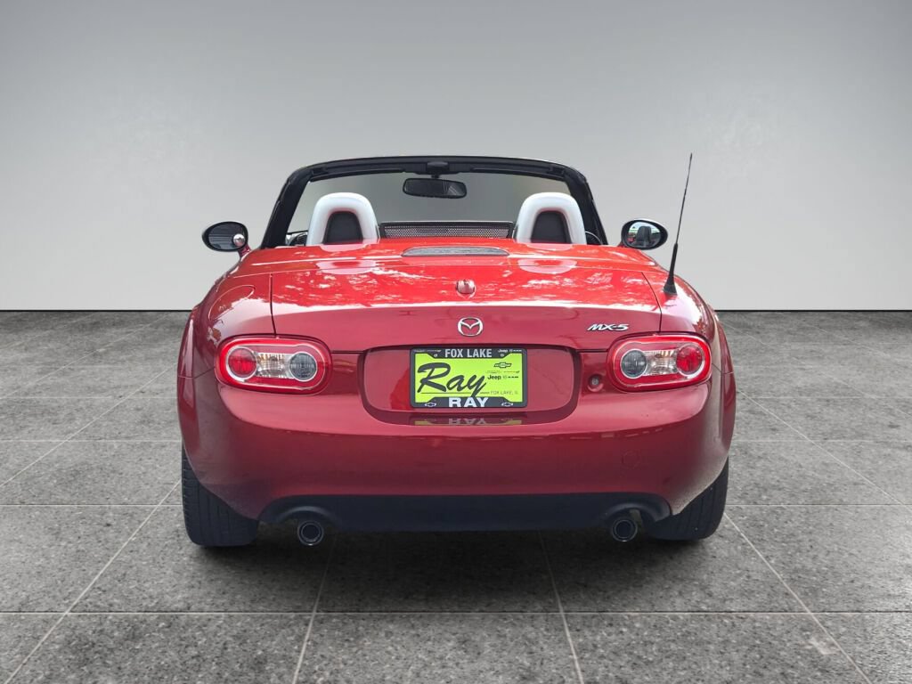Used 2014 MAZDA MX-5 Miata Grand Touring w/ Premium Package RWD image 16