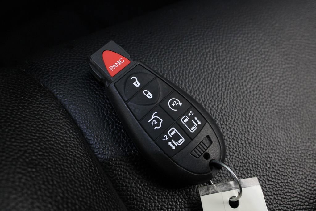 Used 2019 Dodge Grand Caravan GT image 28