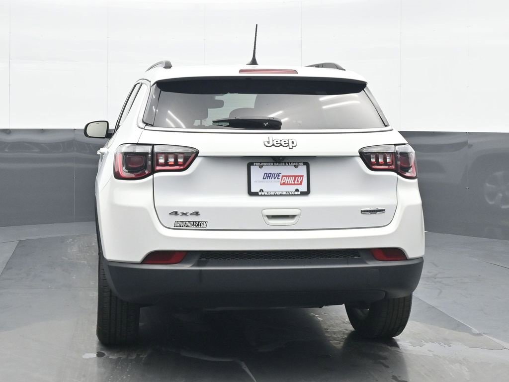 Used 2022 Jeep Compass Latitude image 5