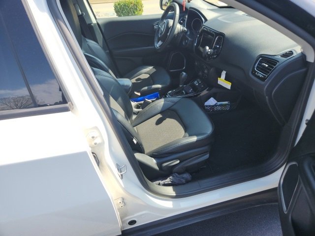 Used 2021 Jeep Compass Latitude image 11