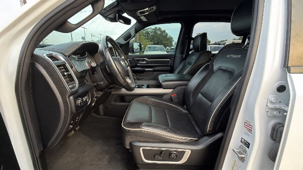 Used 2021 RAM 1500 Laramie AWD/4WD image 13