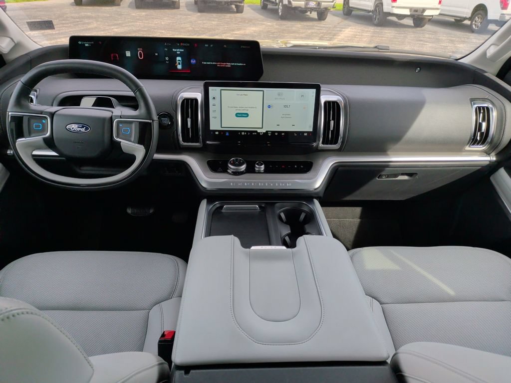 Certified 2025 Ford Expedition Platinum w/ Driver's Package AWD/4WD video 2