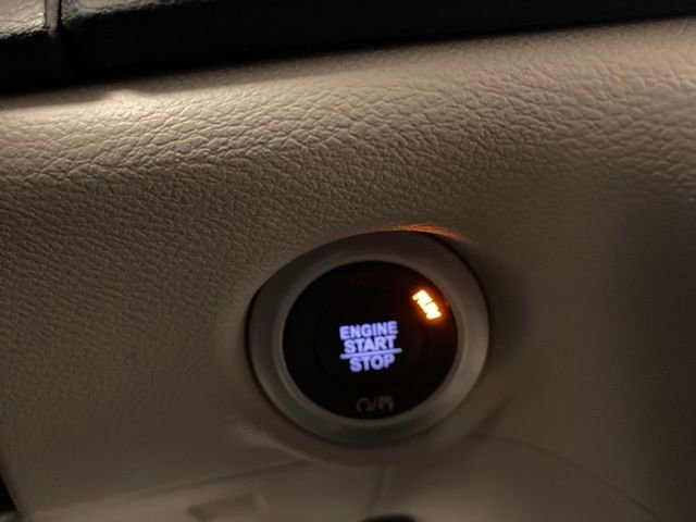 Used 2018 Chrysler Pacifica Touring-L Plus w/ Advanced Safetytec Group image 16