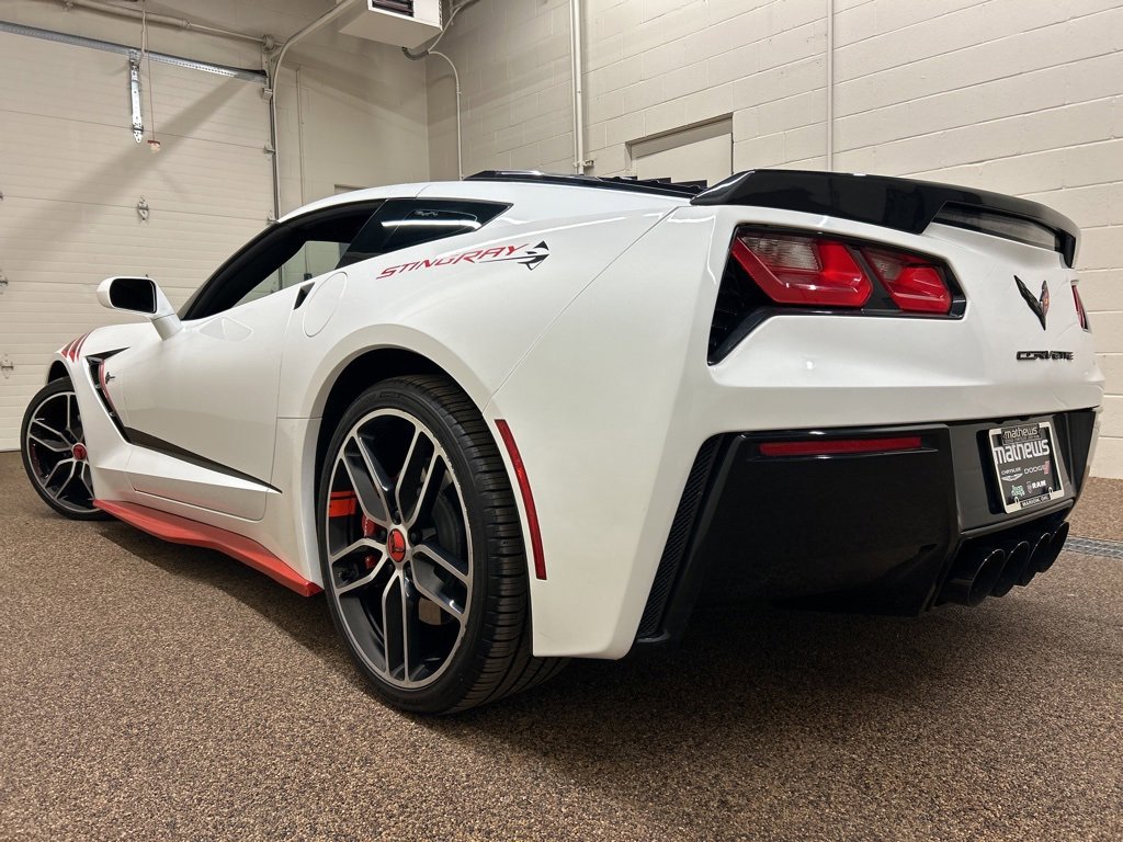 Used 2019 Chevrolet Corvette Stingray Coupe w/ 1LT image 4