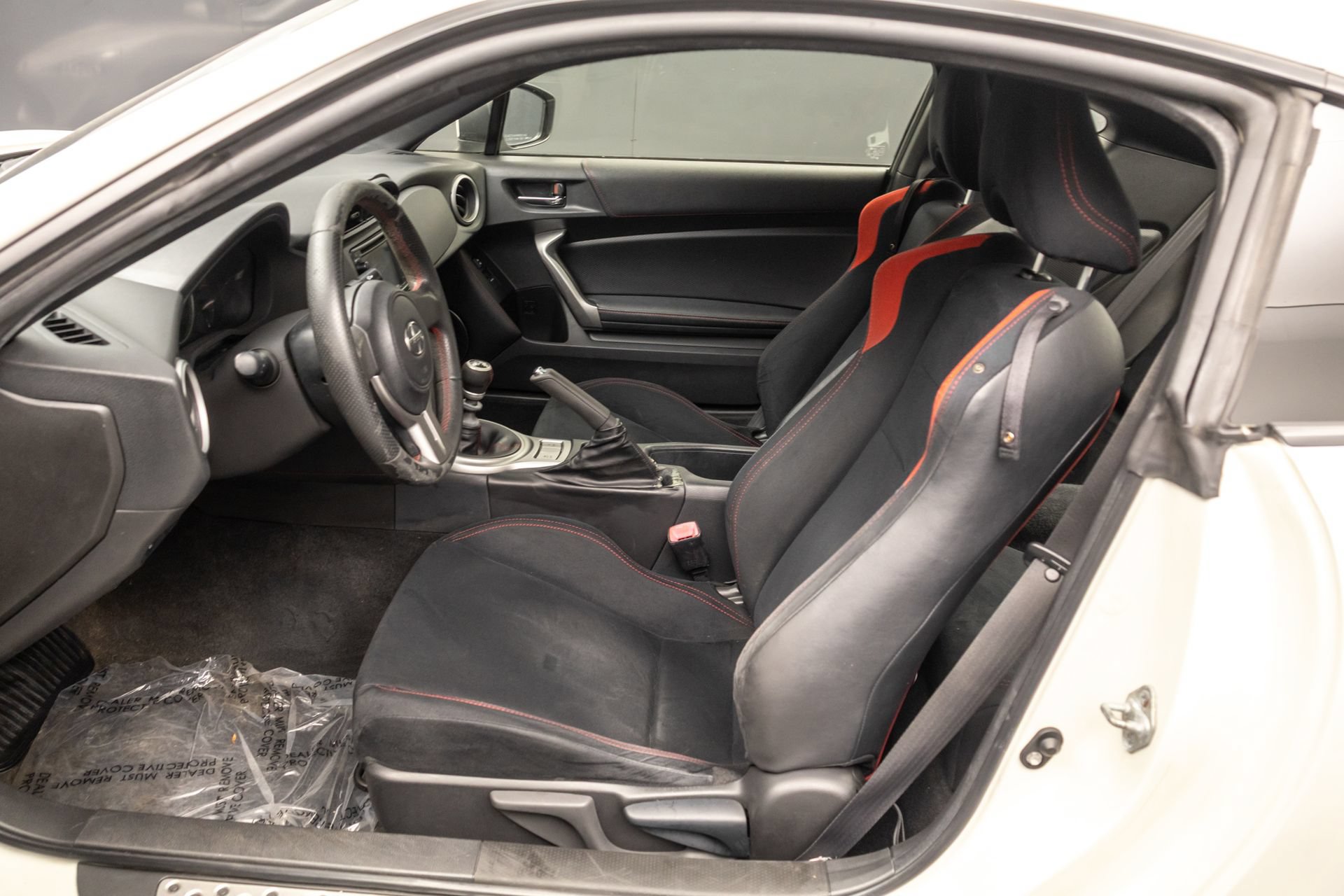 Used 2015 Scion FR-S RWD image 6