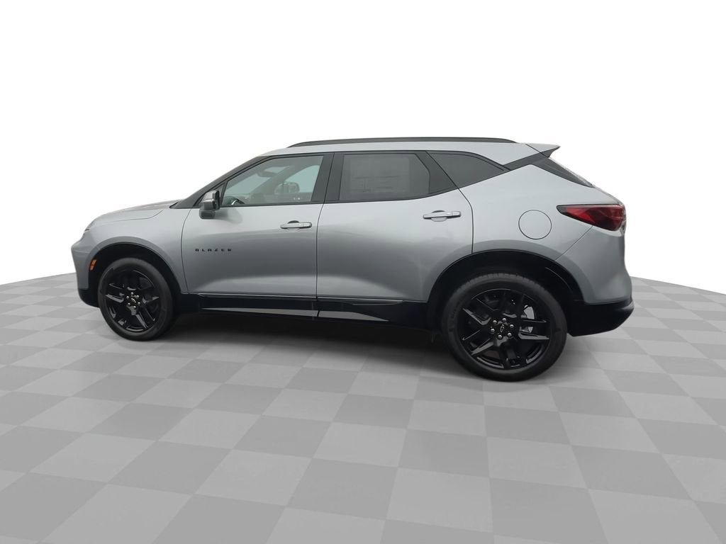 New 2025 Chevrolet Blazer RS w/ Driver Confidence II Package AWD/4WD image 5